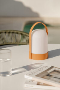 Sklum FR Lampe de table LED sans fil pour extérieur Agnese · Lampe nomade Balad de Fermob : les dupes rechargeables dès 12 €